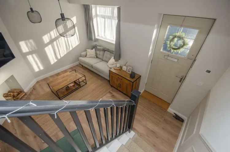 3 Bedroom Semi Detached House For Sale Near Page Park
