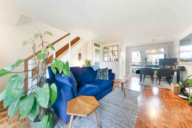 Two Double Bedroom Maisonette Near Surbiton Station