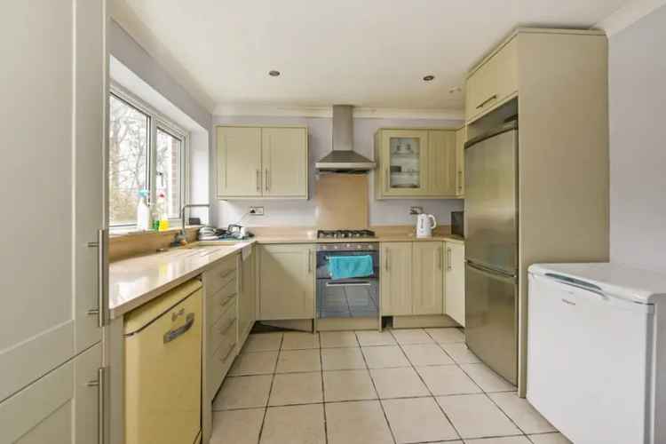 6 Bedroom House To Rent Available August 13 2025