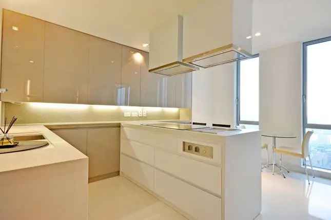 Flat to rent in Pan Peninsula Square, Canary Wharf, London E14