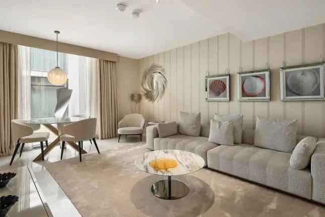 Knightsbridge One-Bedroom Mews House for Rent