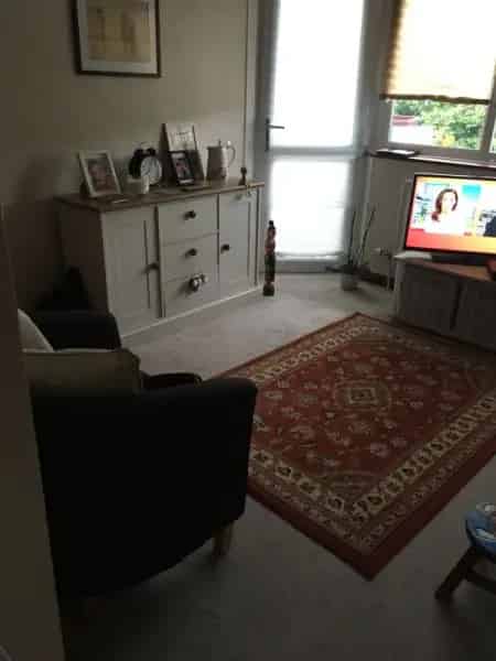 Lovely 1st Floor Flat Near Aldi and Home Bargains