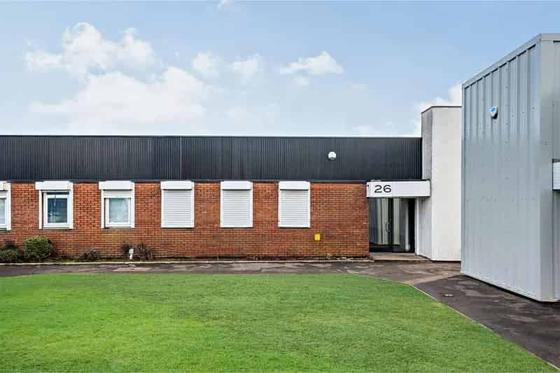 16 Industrial Units Westgarth Place