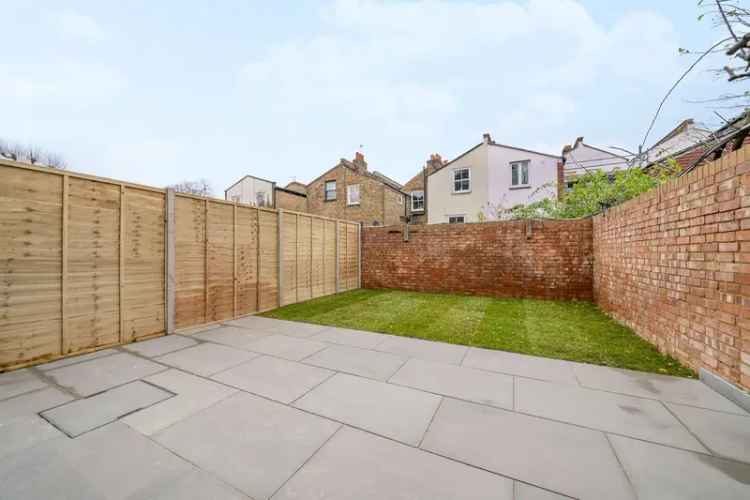 5 Bedroom  House to Rent