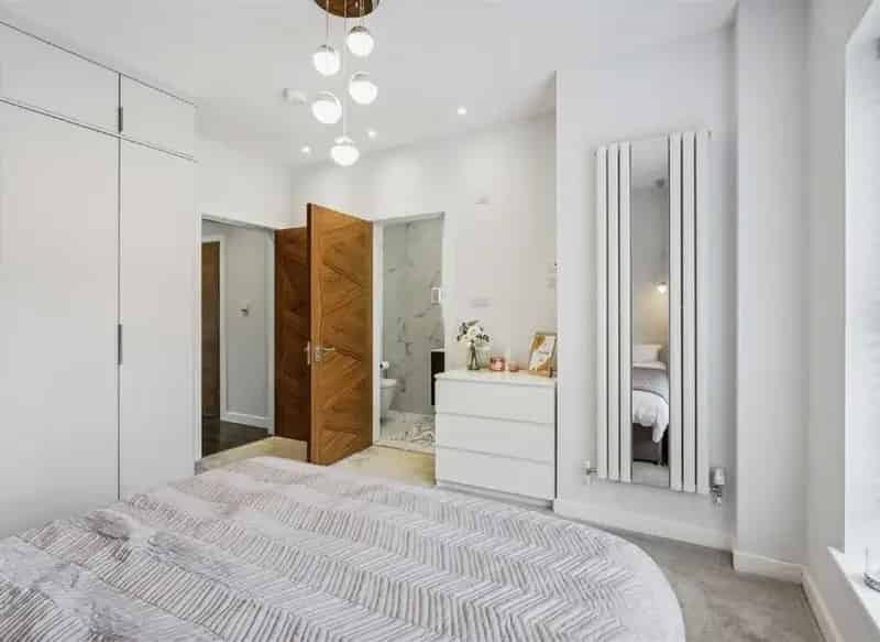 Three Bedroom Townhouse with Large Garden and Garage