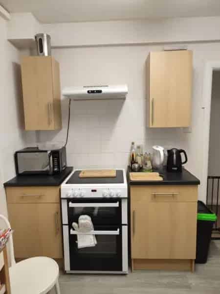 2 Double Bedroom Ground Floor Wheelchair Accessible Flat with Garden