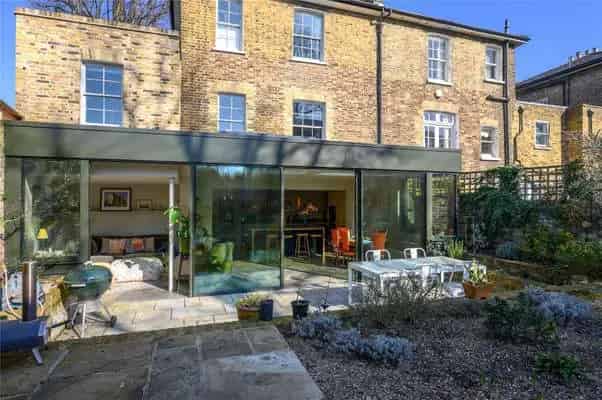 Elegant Grade II Listed House with South-Facing Garden