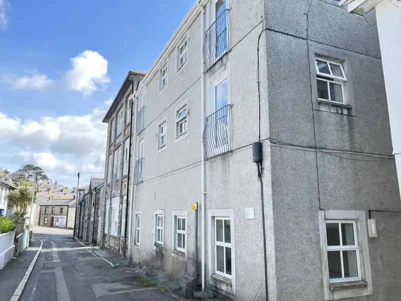 1 Bedroom Apartment for Sale