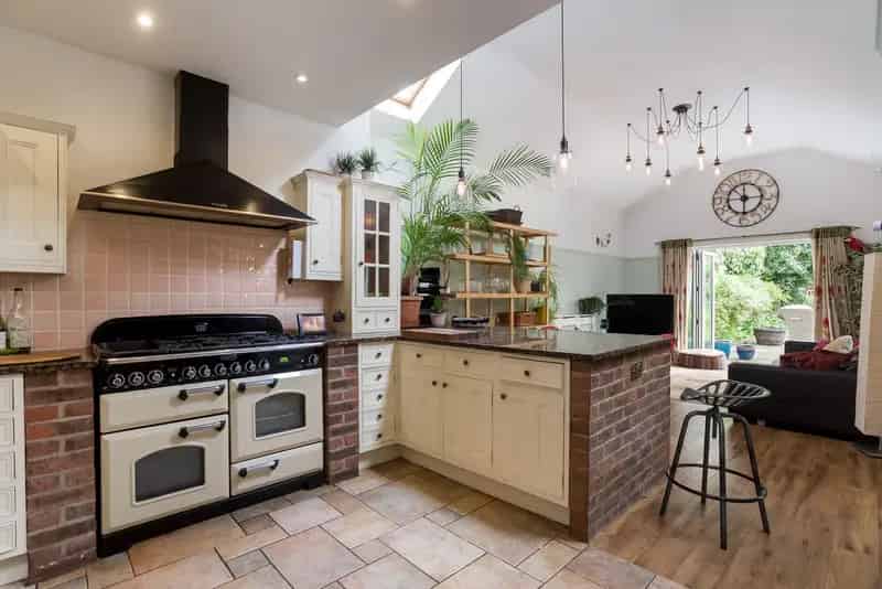5 Bedroom Detached House for Sale Stratford-Upon-Avon