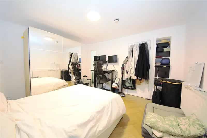 1 Bedroom Flat to Rent - Newly Refurbished