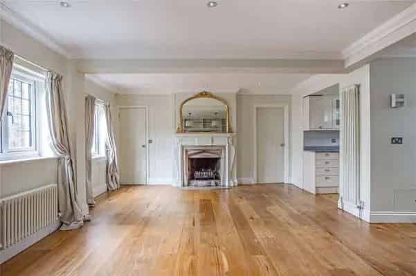 Windmill Road, Fulmer, SL3 6HD | Property for sale | Savills