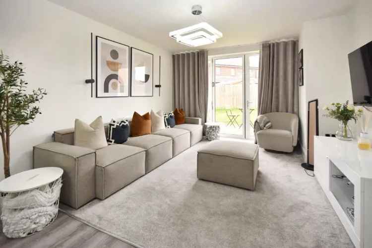 House For Sale in Basildon, England