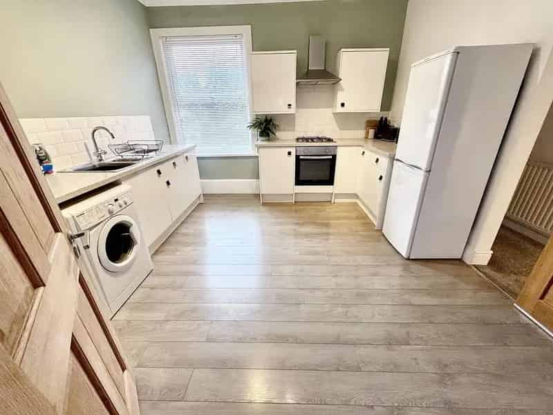 2 Bedroom Maisonette for Sale in Earlsdon