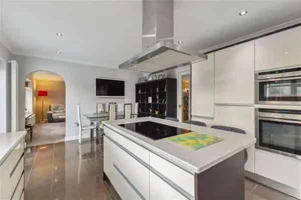 Friary Field, Dunstable, Bedfordshire, LU6 3HZ | Property for sale | Savills