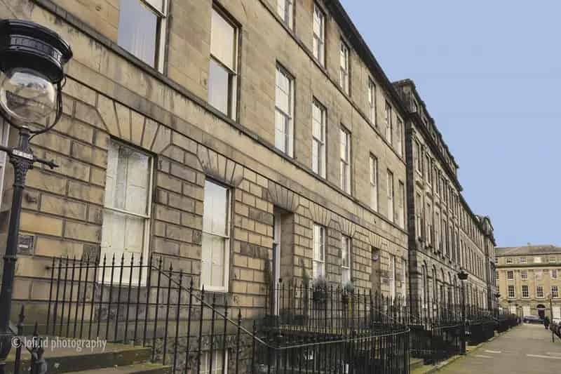 2 Bedroom Flat to Rent in Edinburgh New Town