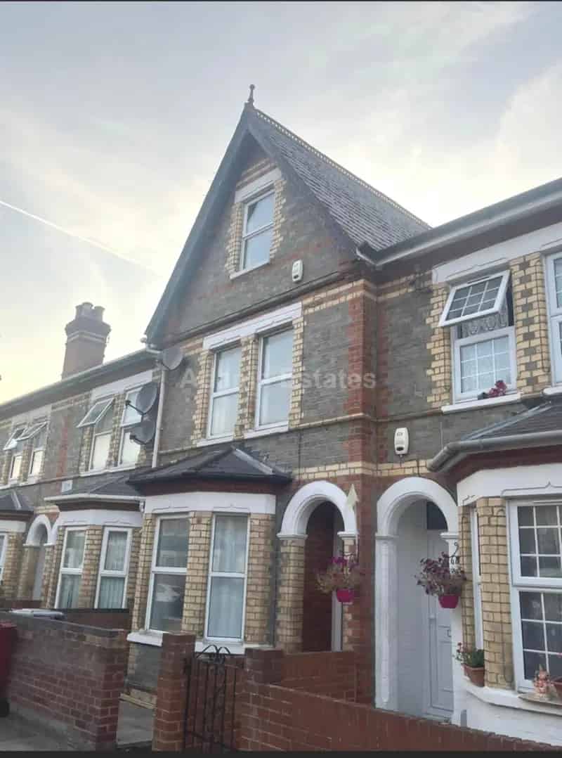 1 Bedroom House Share near Reading Town Centre
