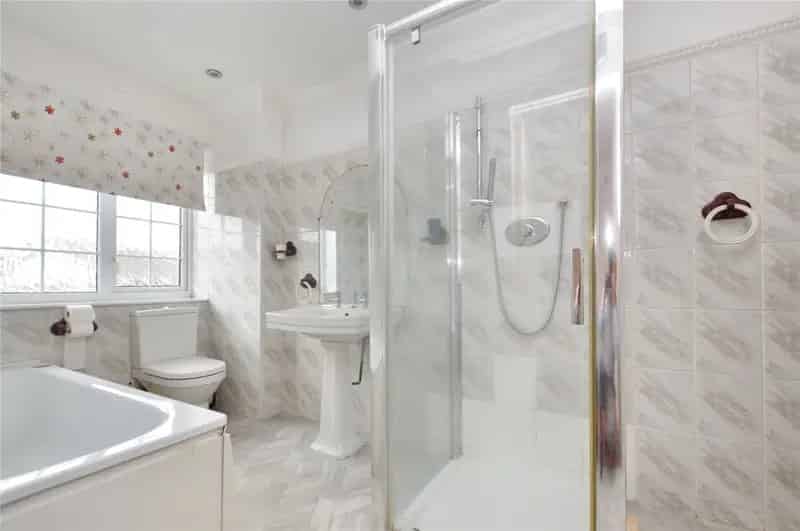 Three Bedroom Detached House Rothwell