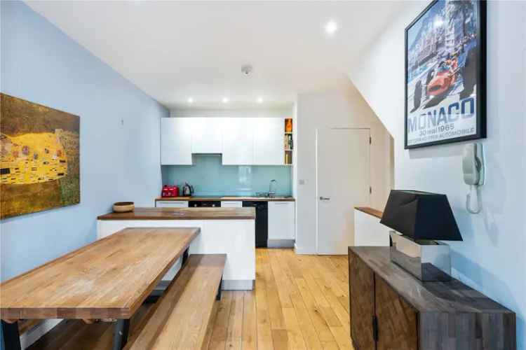 2 Bedroom Flat Highbury London