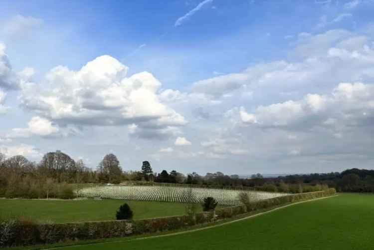 Stunning Barn Style Property Four Double Bedrooms Countryside Views