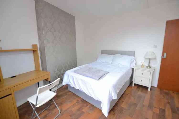 1 Bedroom Flat Share House to Rent