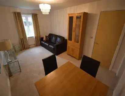 2 Double Bed Ground Floor Apartment Manchester