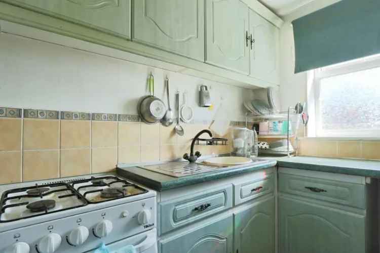 1 Bedroom Ground Floor Flat for Sale