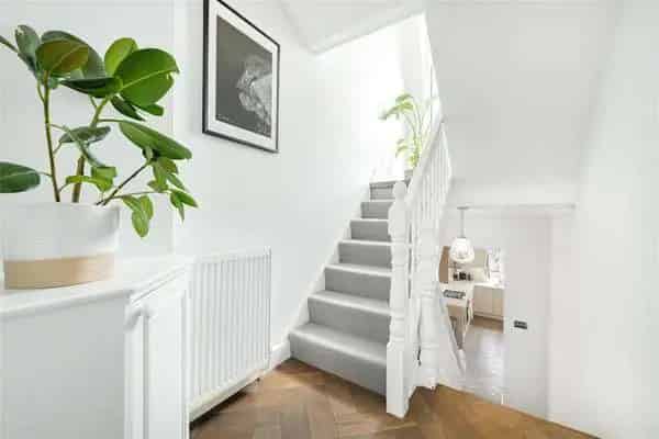 Two Bedroom Apartment Fulham 1032 sq ft Roof Terrace
