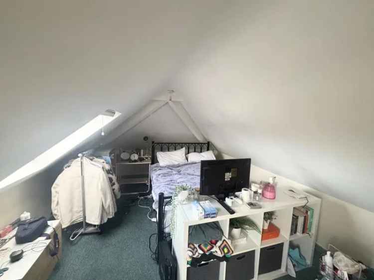 7 Bedroom House for Sharers Students August Move Garden Driveway