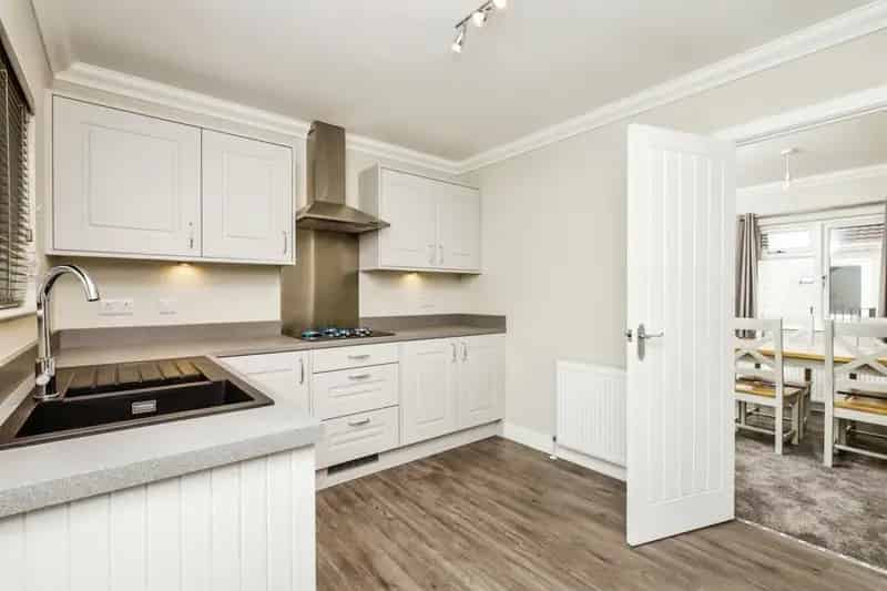 Two Bedroom Park Home with Study Modern Kitchen and En Suite