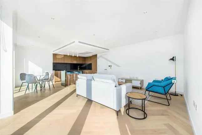 Flat for sale in Landmark Pinnacle, Canary Wharf, London E14