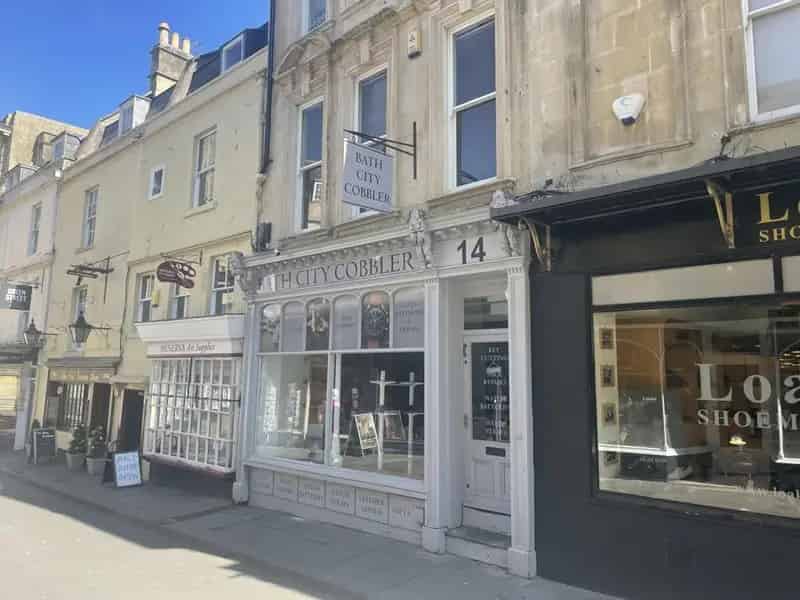Grade II Listed Shop on Green Street
