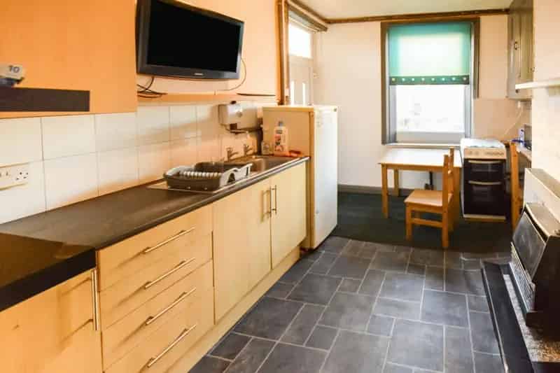 6 Bedroom Commercial Property For Sale
