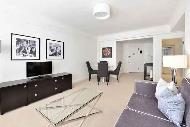 Flat to rent in Pelham Court, 145 Fulham Road, London SW3