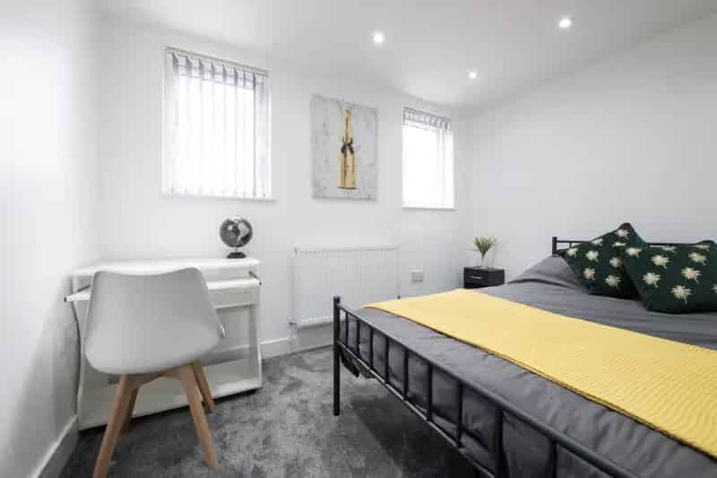 1 Bedroom House Zero Deposit Available Large Double Bedroom
