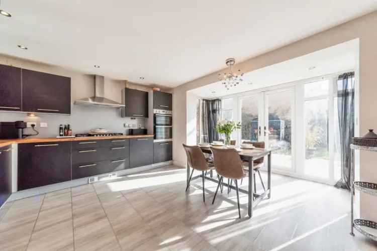 4 Bedroom Detached House Fernwood