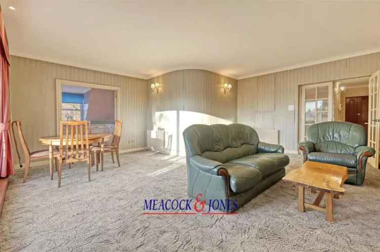 2 Bedroom Apartment for Sale in Shenfield Town Centre