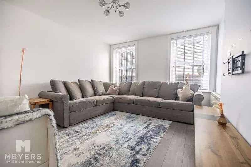 2 Bed Flat for Sale Moordown No Forward Chain