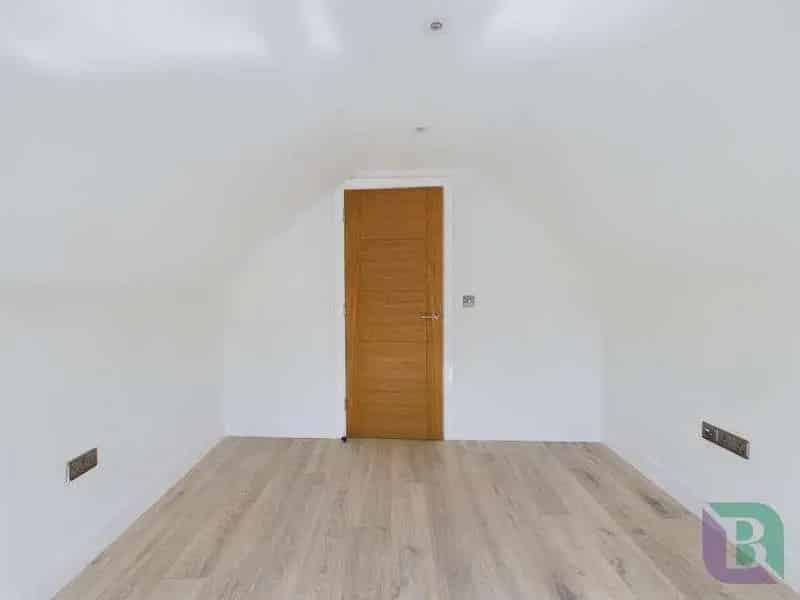 3 Bed Duplex Apartment for Sale in Woburn Sands