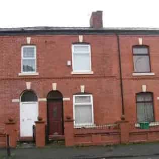 3 Bed Terraced House Manchester