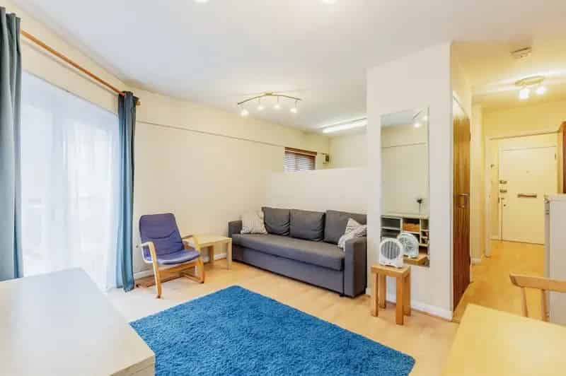 City Centre Studio Apartment - Perfect First Time Buy