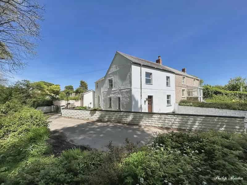3 Bedroom Cottage For Sale