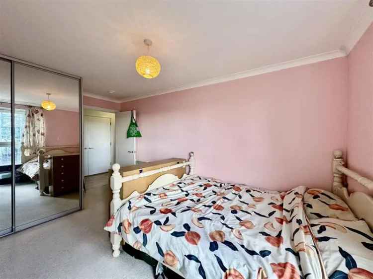 1 Bedroom Apartment for Sale in Basingstoke