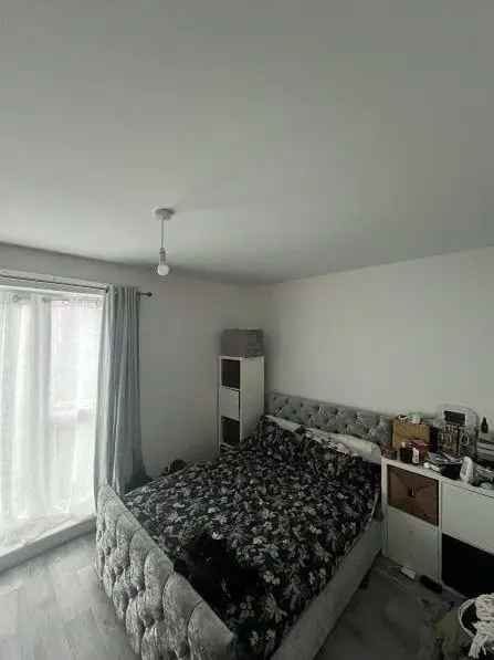 1 Bedroom Ground Floor Flat Wheelchair Accessible Near Bristol Parkway