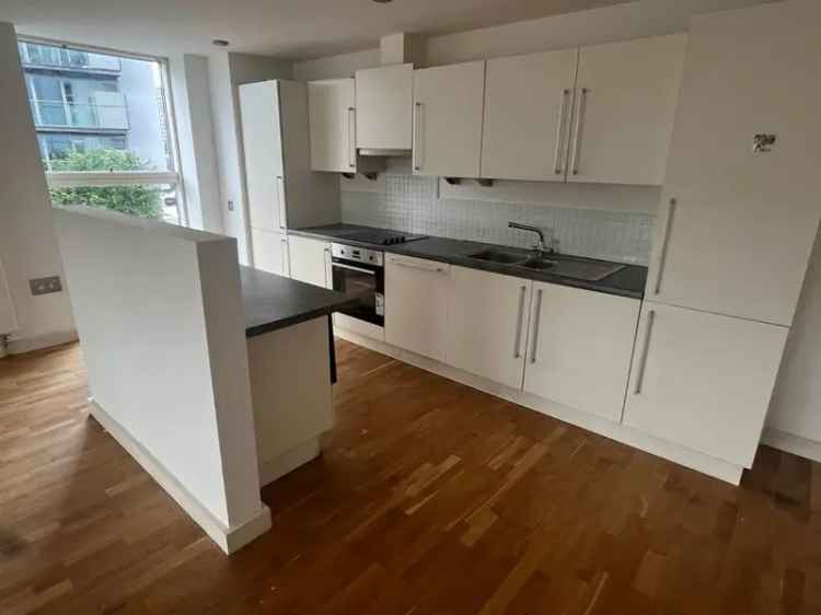 2 Bedroom Flat for Sale Salford M50