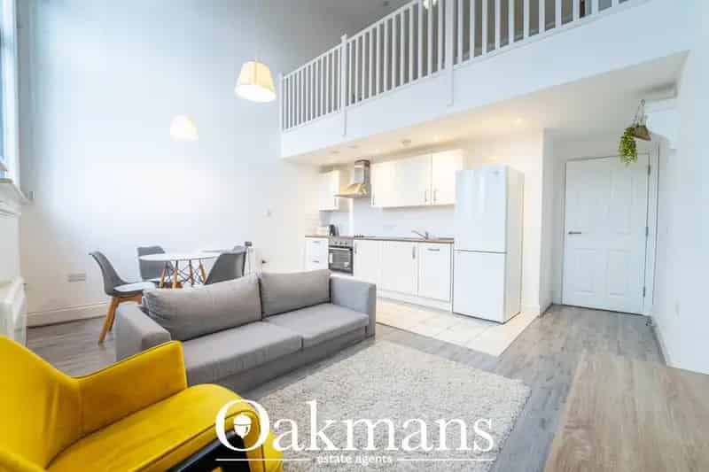 1 Bedroom Apartment for Sale No Upward Chain Mezzanine Balcony
