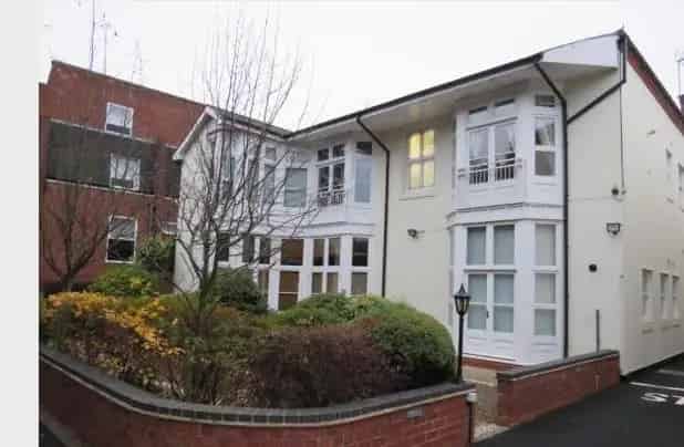 Two Bedroom Apartment Birmingham June 2025