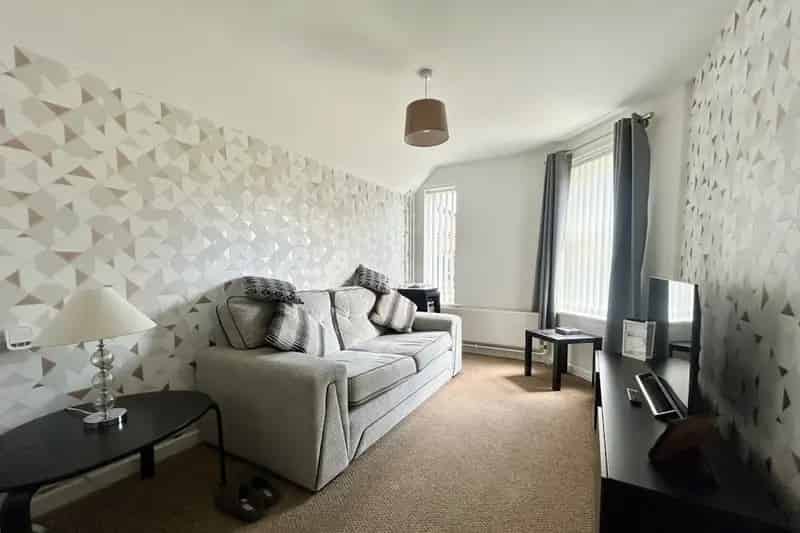 One Bedroom Ground Floor Flat Available End of November
