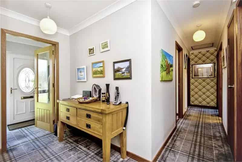 3 Bed Detached Bungalow with 3 Reception Rooms and Double Garage