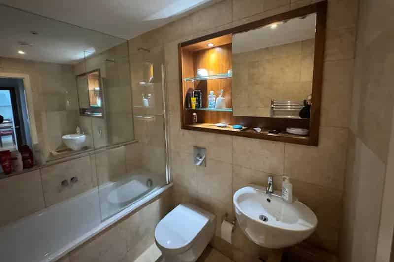 9th Floor Furnished Apartment with River Mersey Views