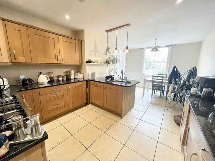 3 Bedroom Terraced House for Sale in Bath